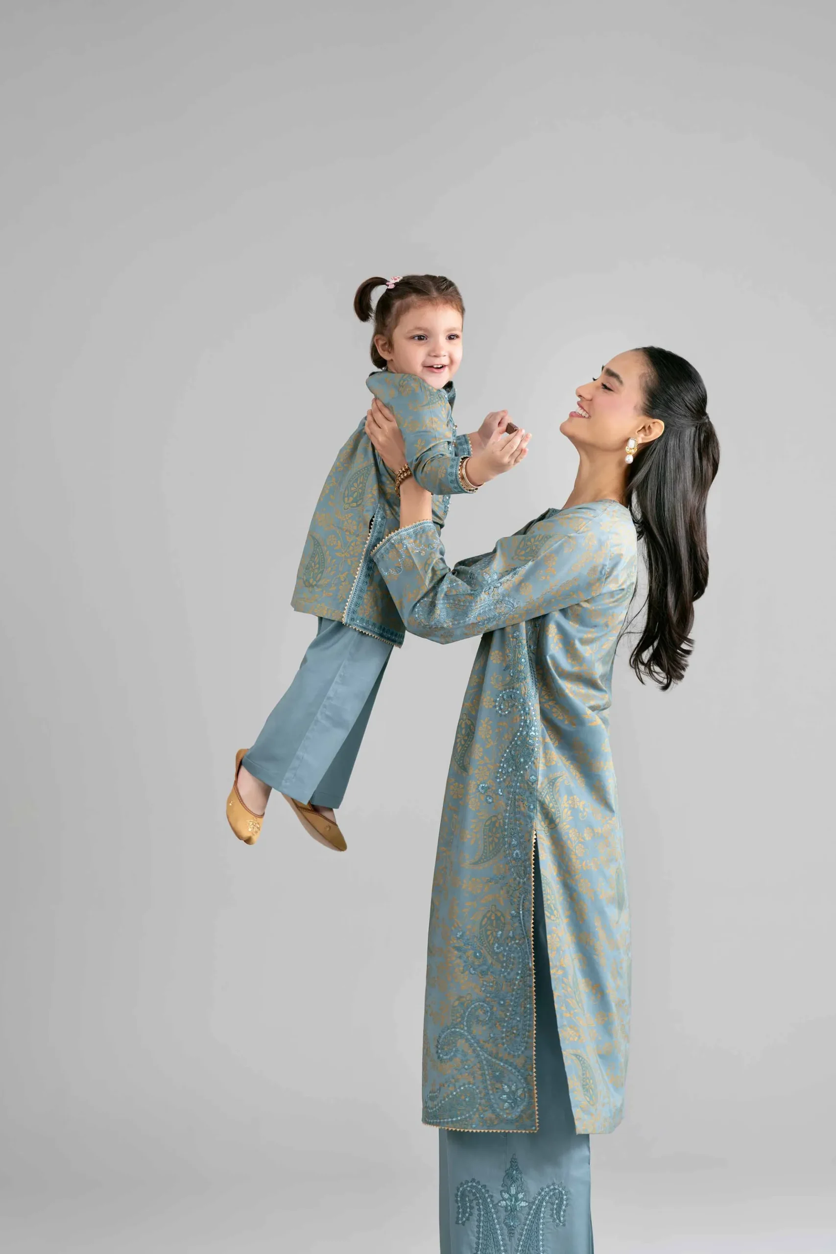 2 Piece - Printed Embroidered Suit - PMD26-05 M