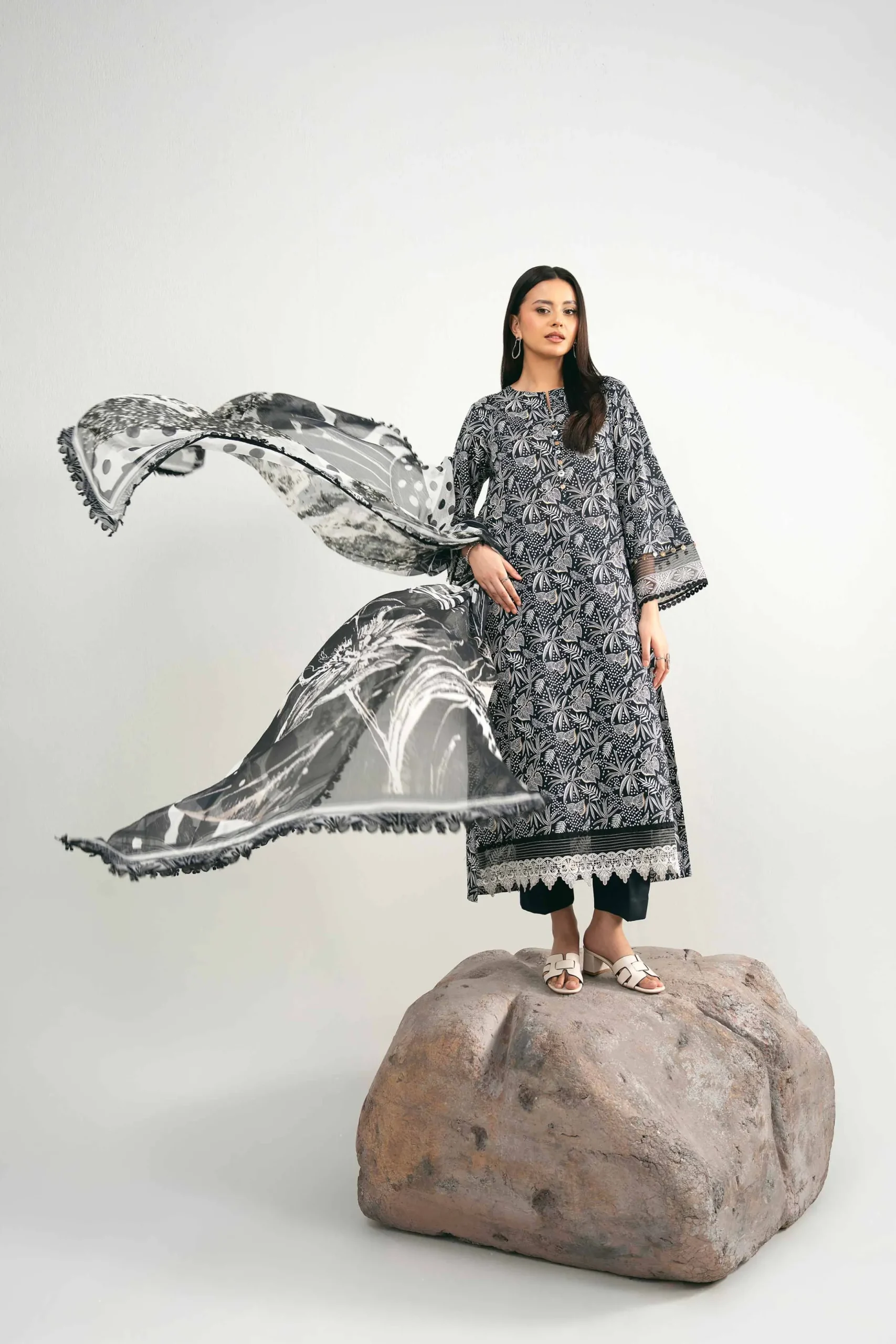 3 Piece - Printed Embroidered Suit - 42502032