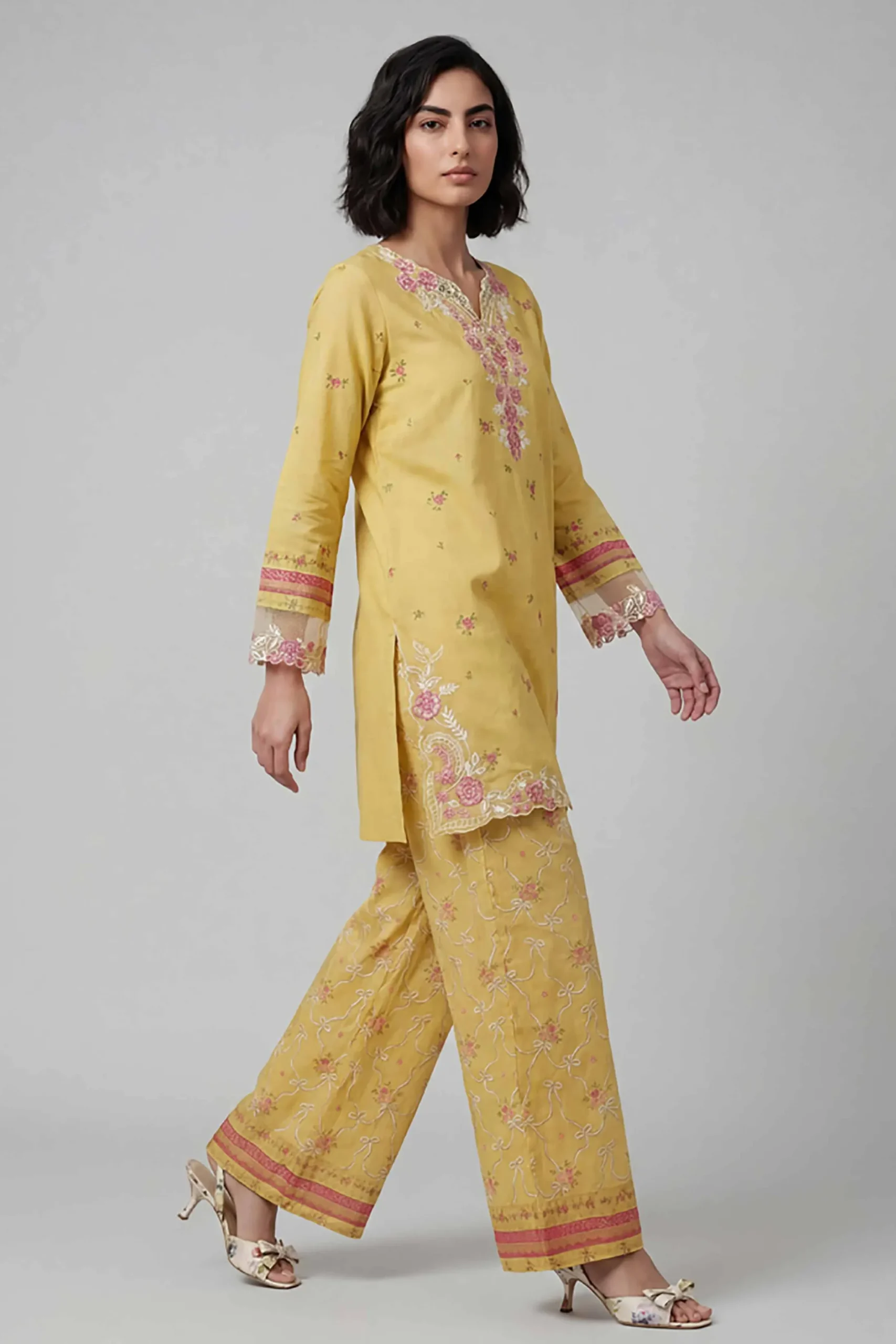2 Piece - Printed Embroidered Suit - 42601669