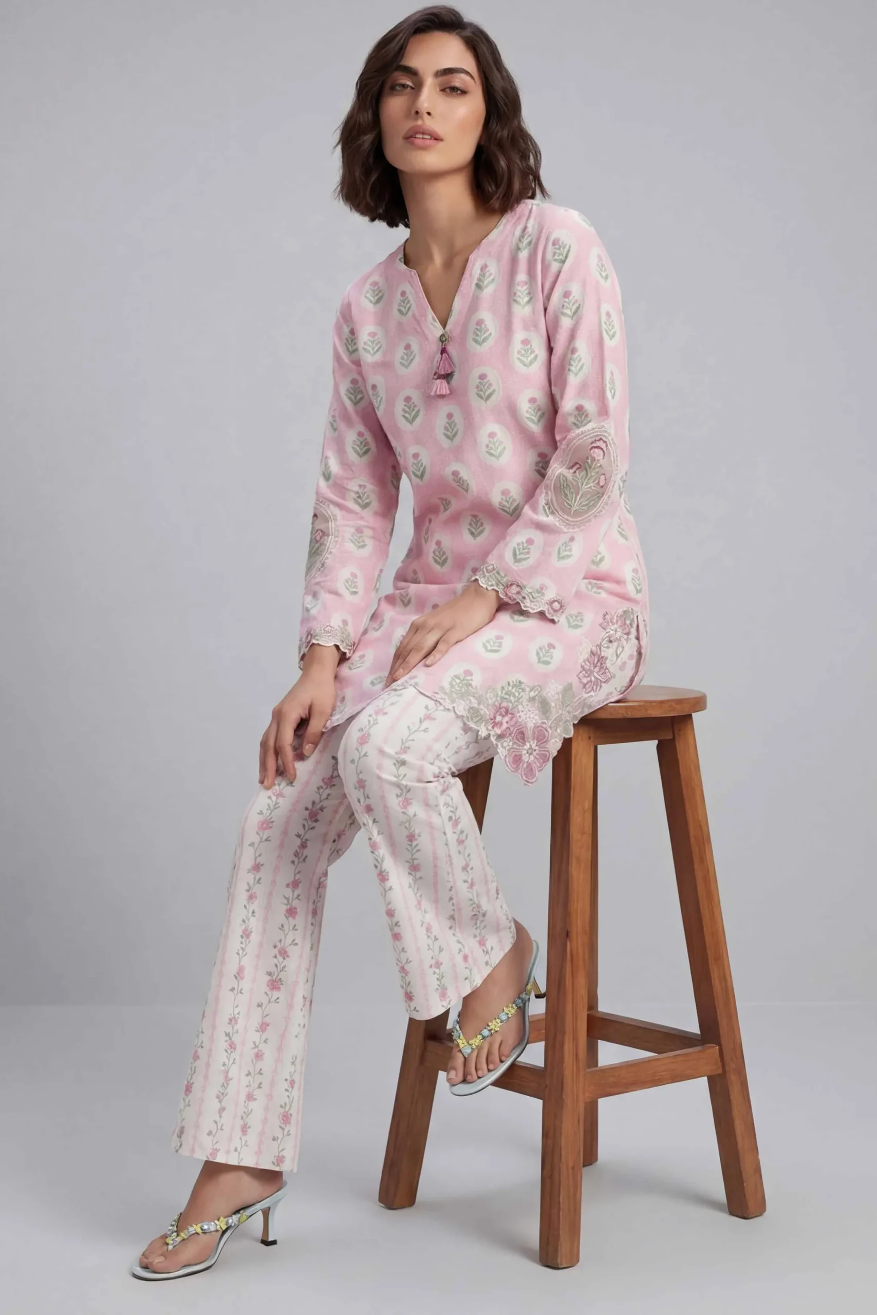 2 Piece - Printed Embroidered Suit - 42601673