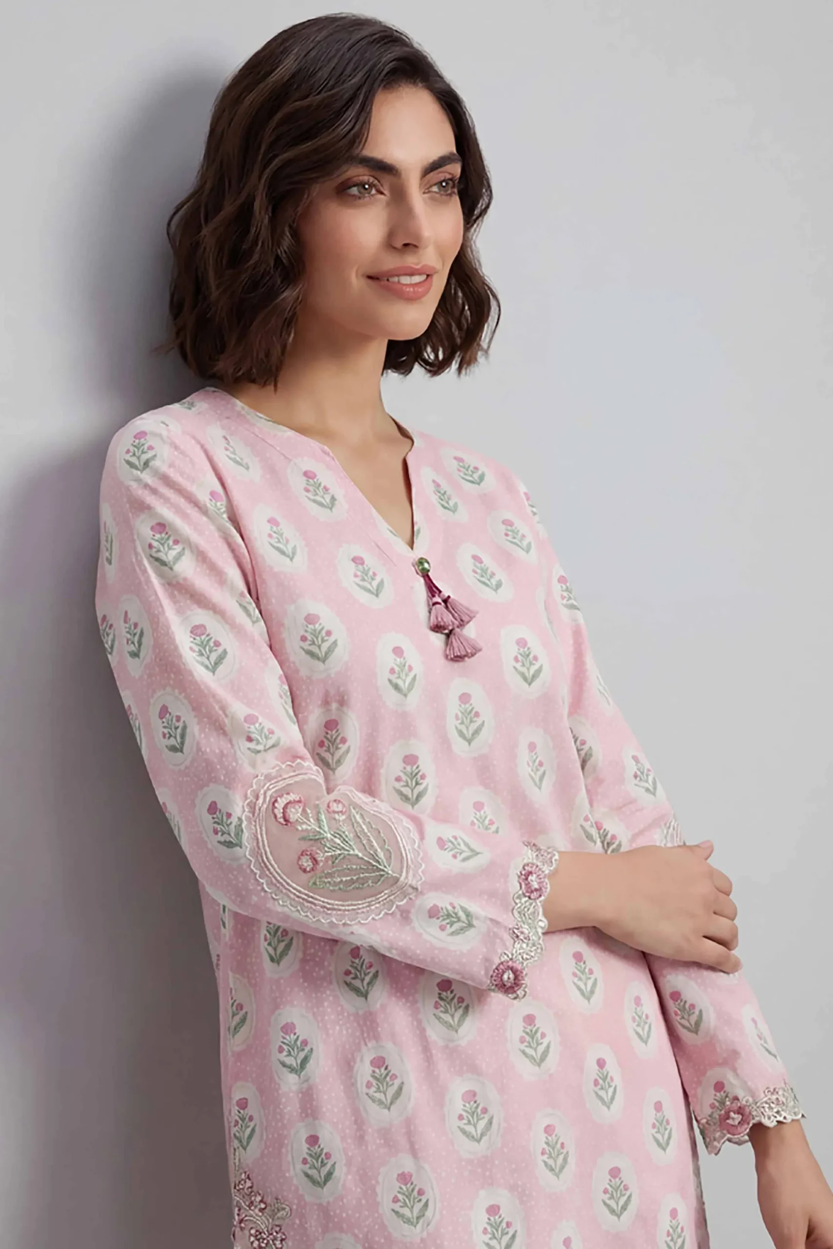 2 Piece - Printed Embroidered Suit - 42601673