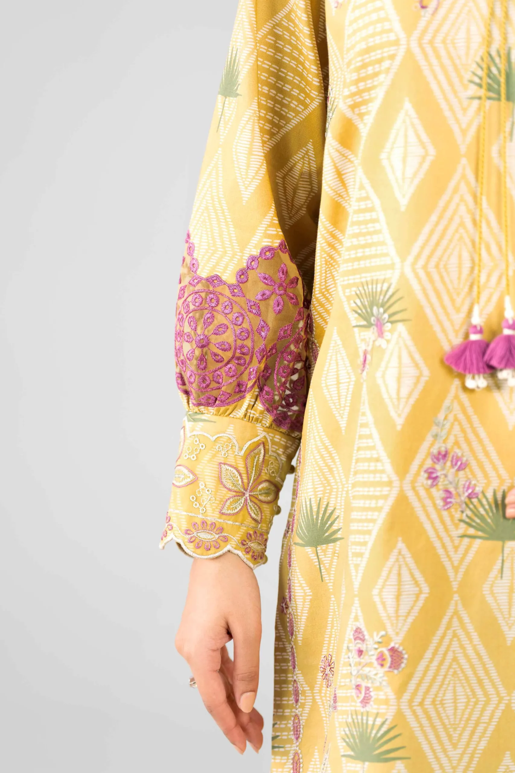 3 Piece - Printed Embroidered Suit - 42601788