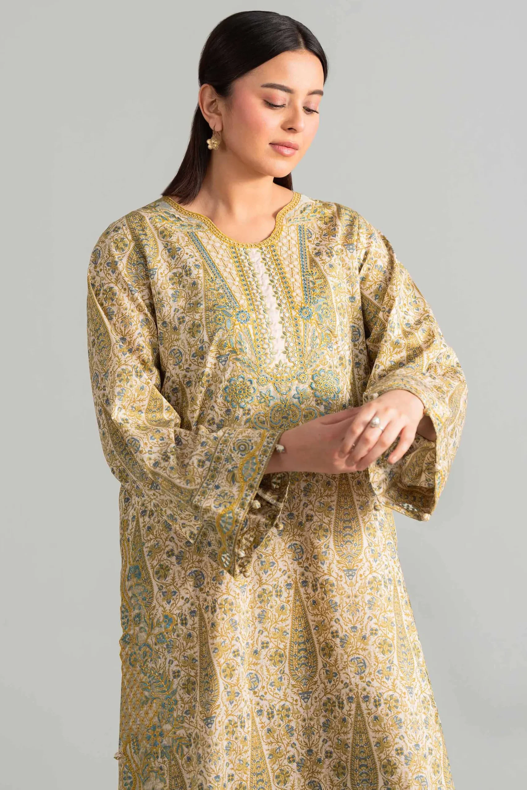 2 Piece - Printed Embroidered Suit - 42601658