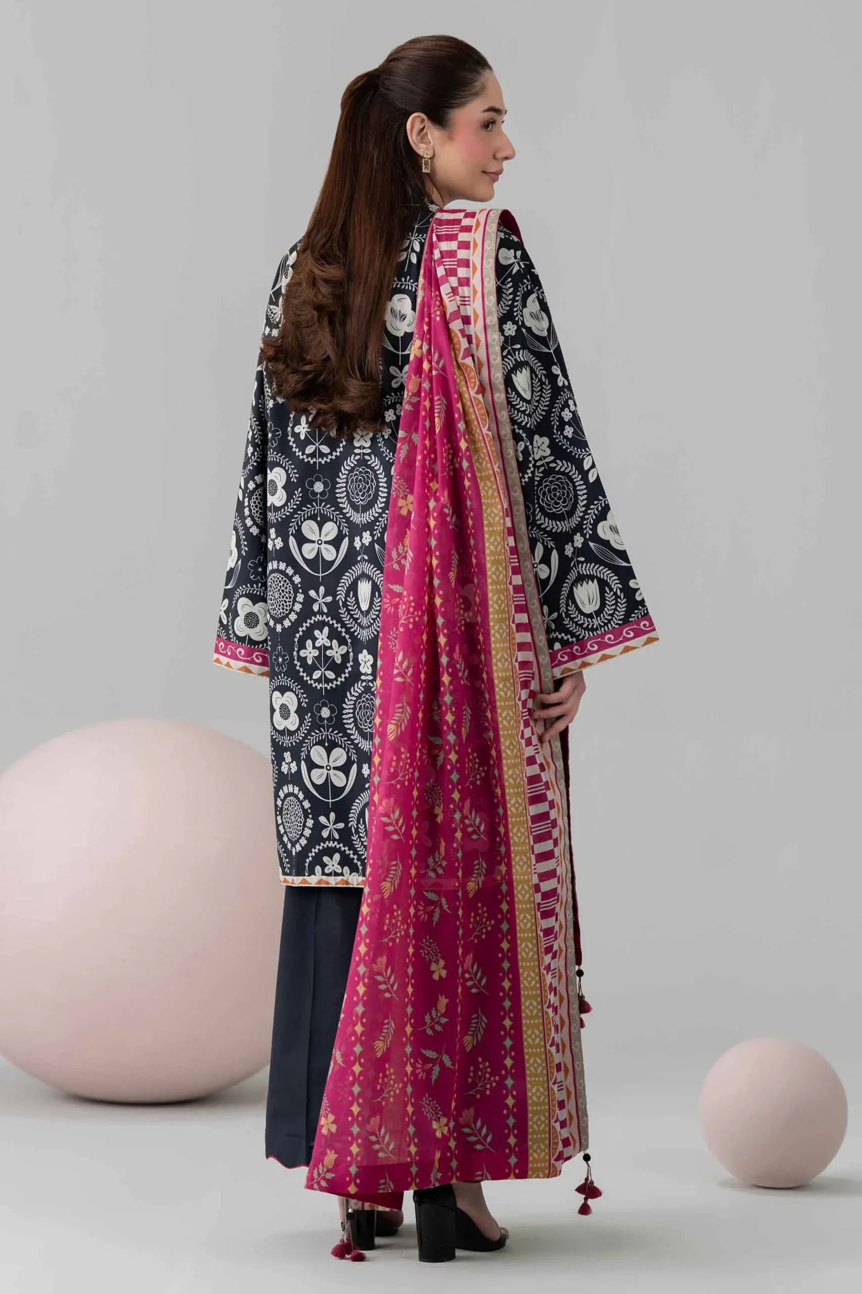 3 Piece - Printed Loose Fabric - 42602565