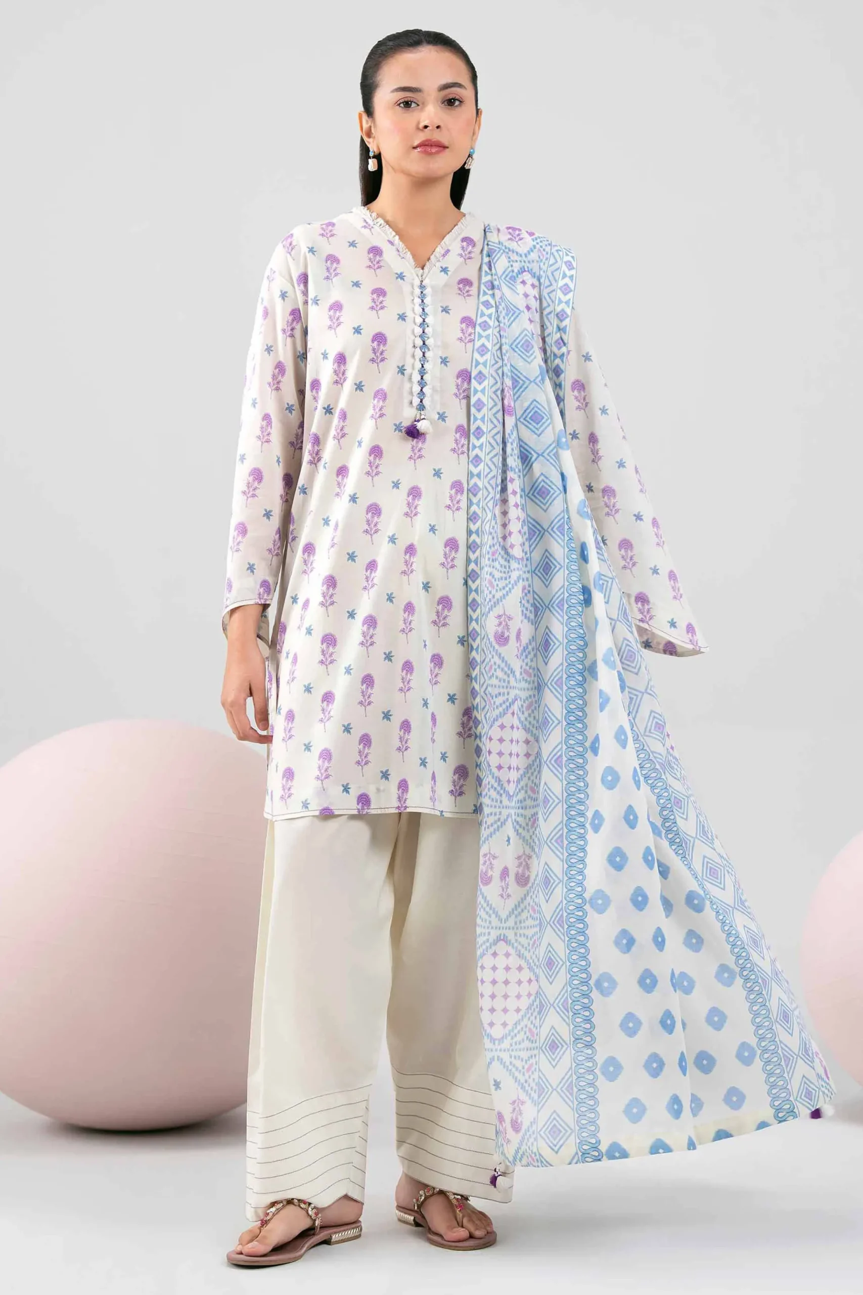 3 Piece - Printed Loose Fabric - 42602403