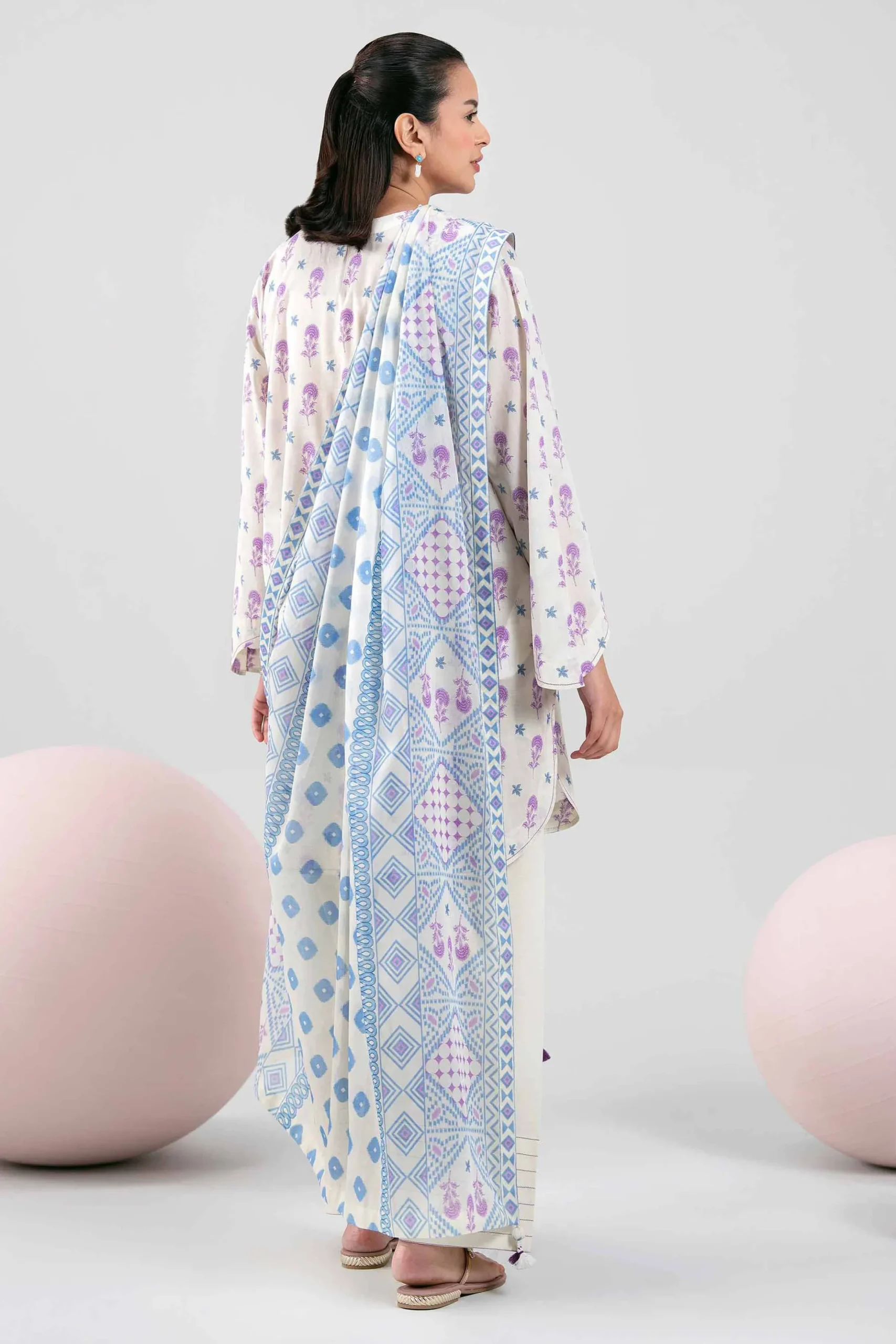 3 Piece - Printed Loose Fabric - 42602403