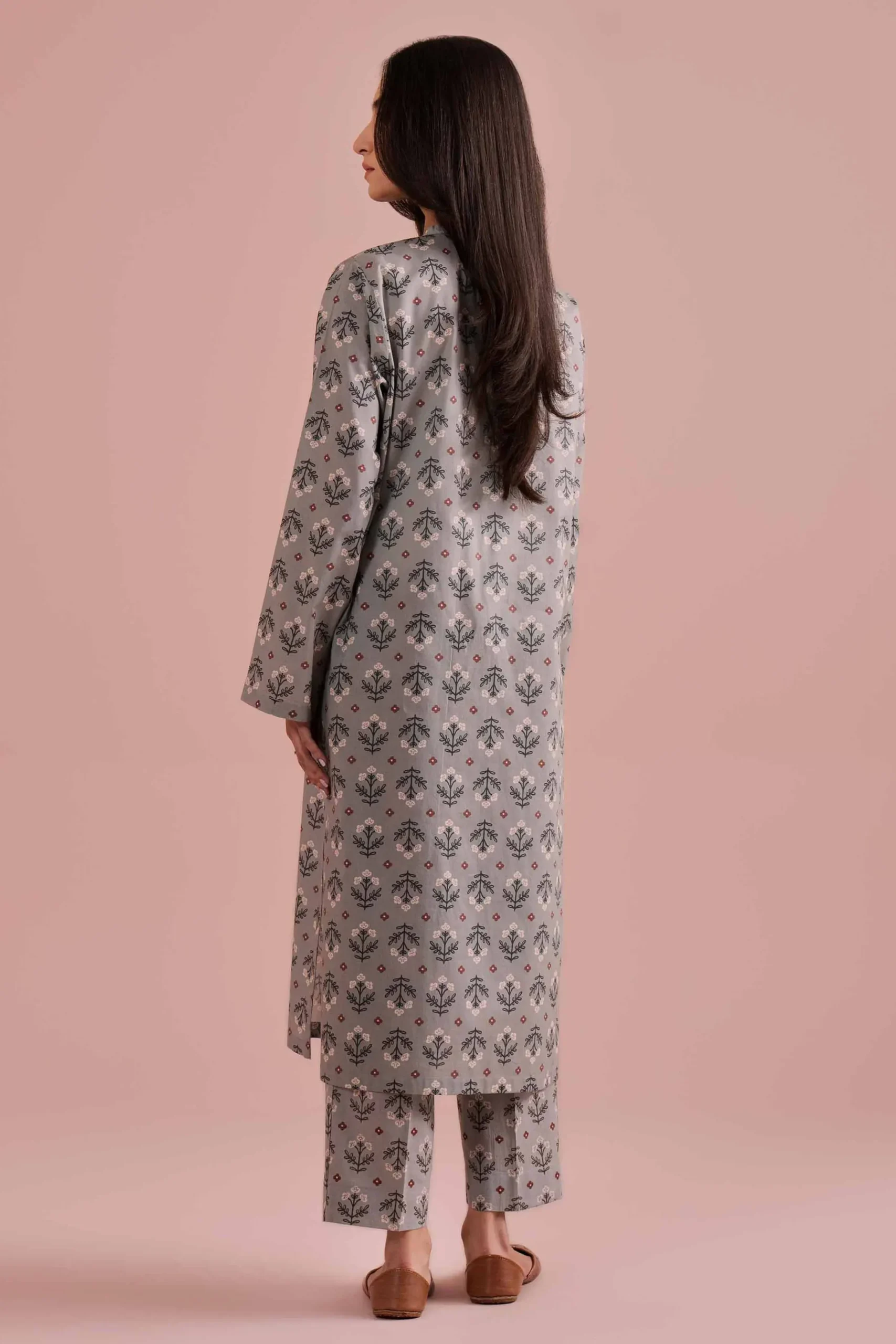 2 Piece - Printed Suit - PE26-187
