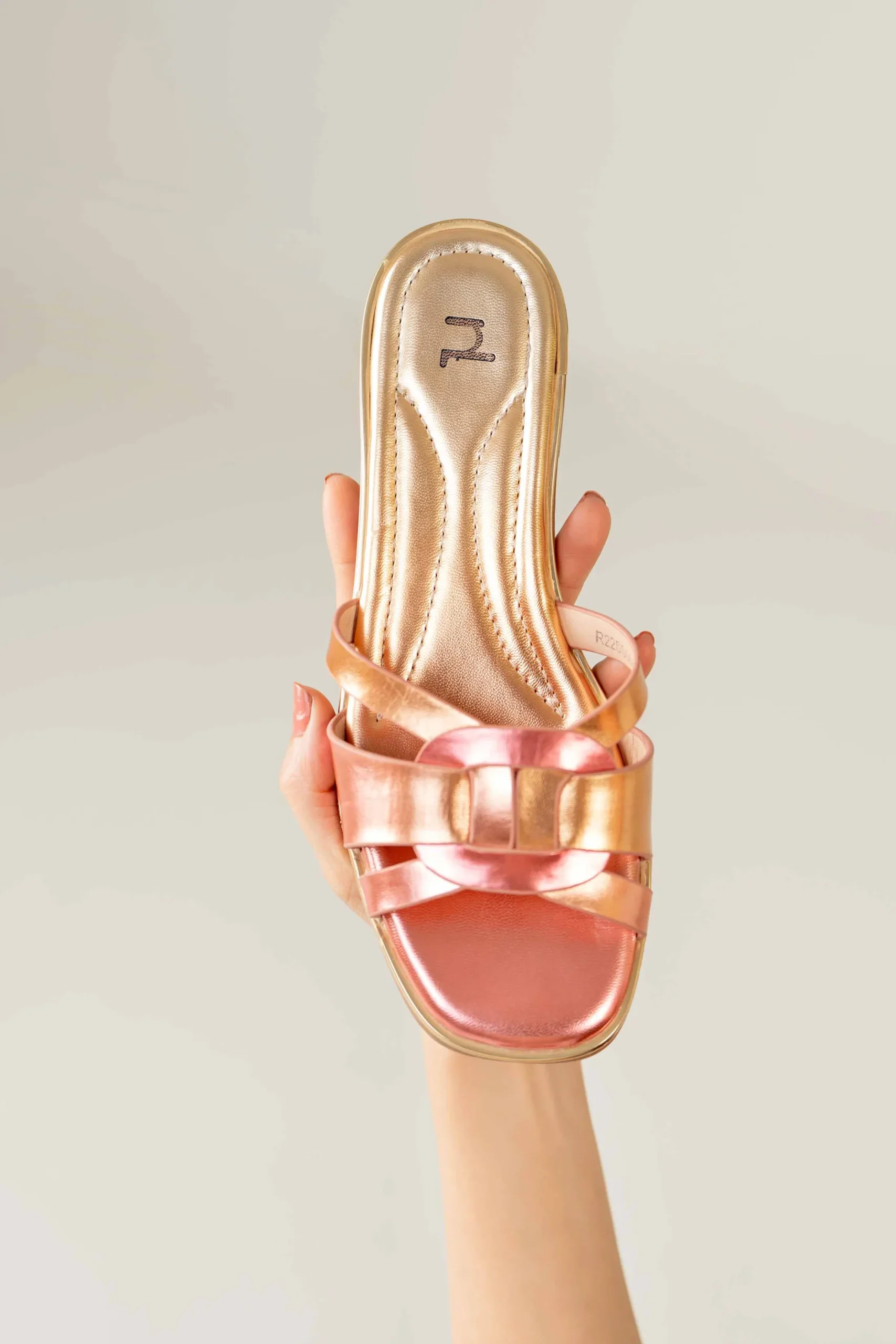 Pink Chappal-440582905