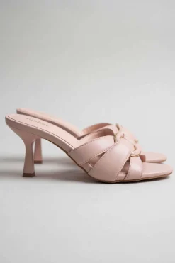 Pink Heels-445332905