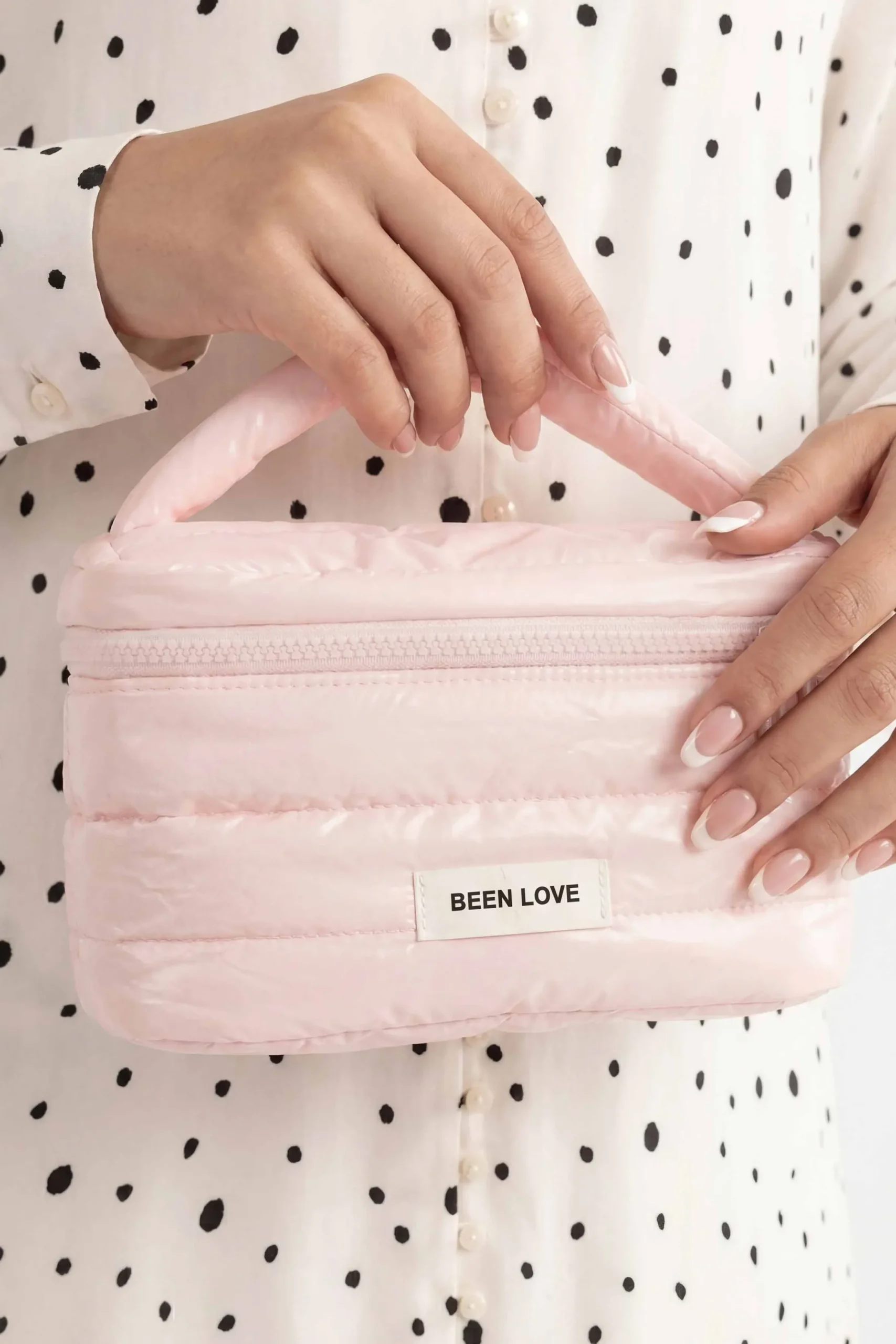 Pink Vanity Bag-448322105