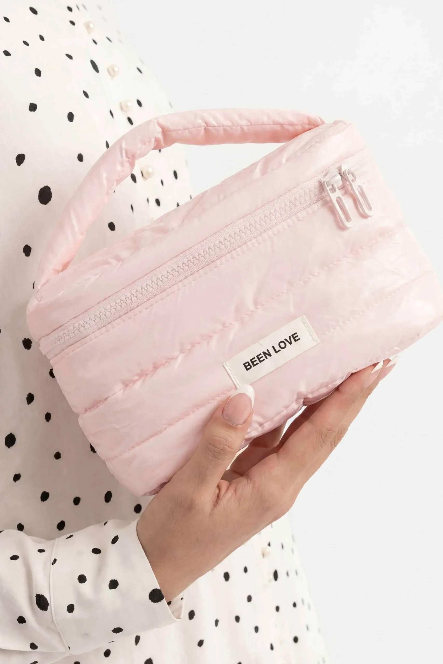 Pink Vanity Bag-448322105