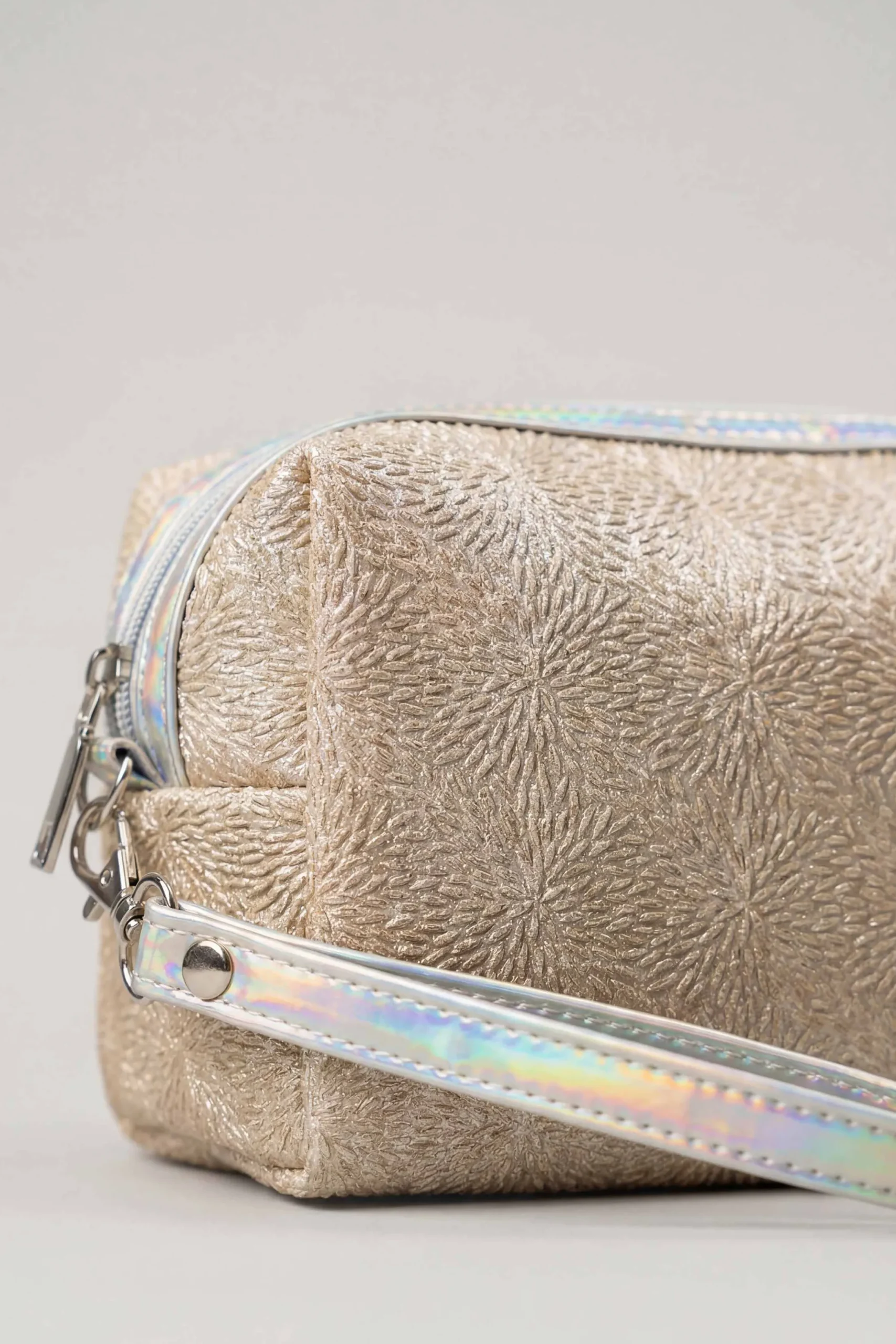 Pink Vanity Bag-446562105