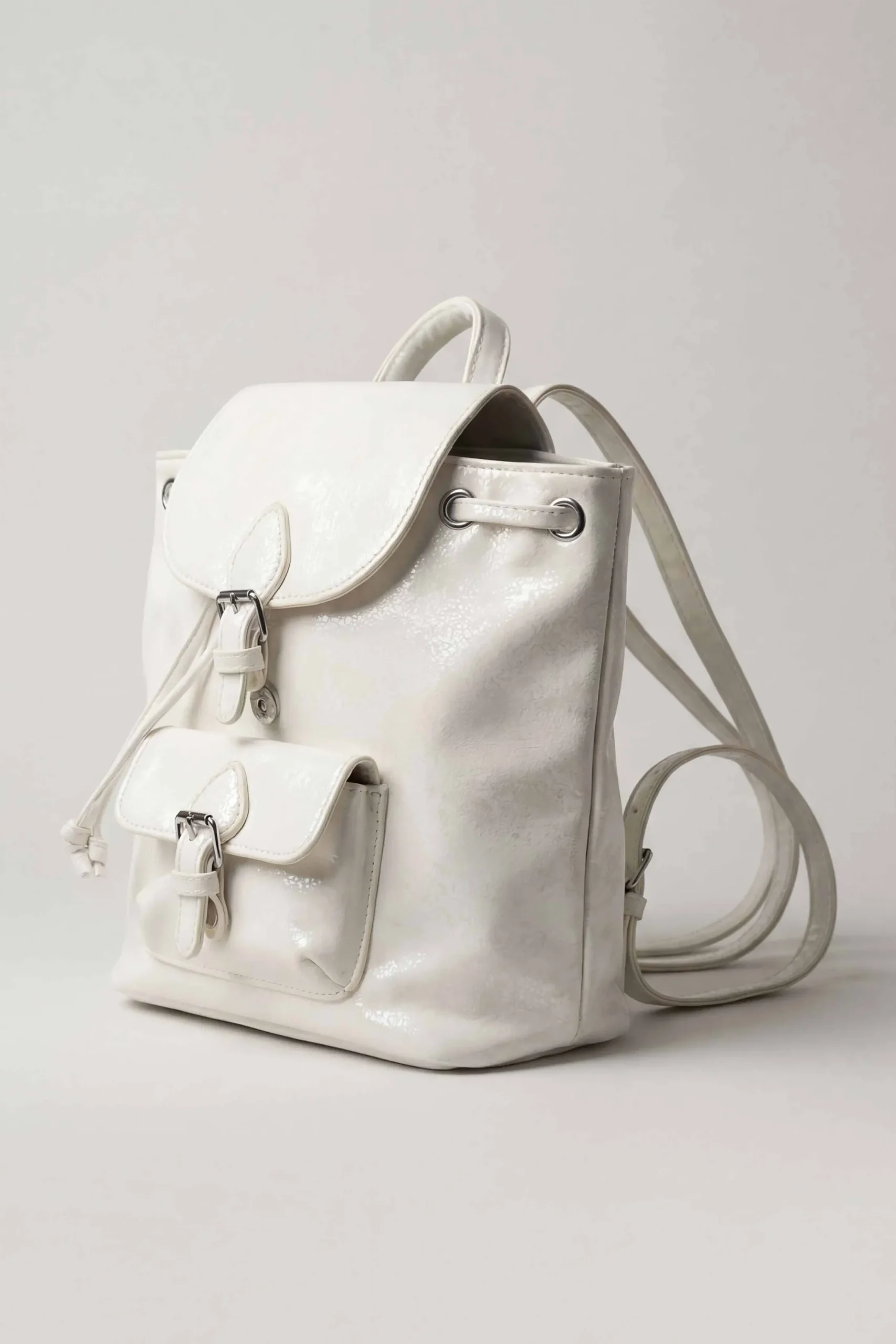 White Back Pack-446292120
