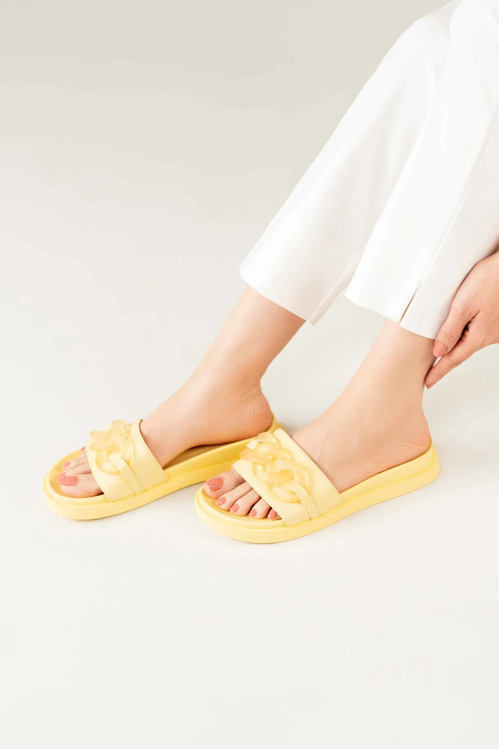 Yellow Chappal-440542902